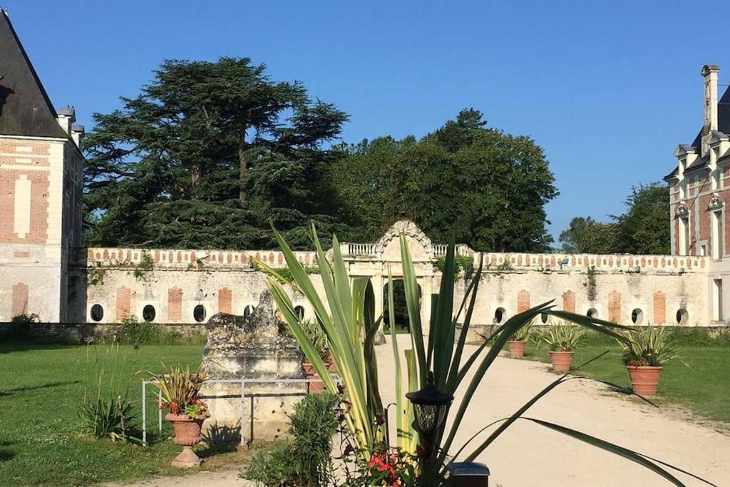 Maison De Ville Proche Beauval Avec Parking Selles-sur-Cher Esterno foto